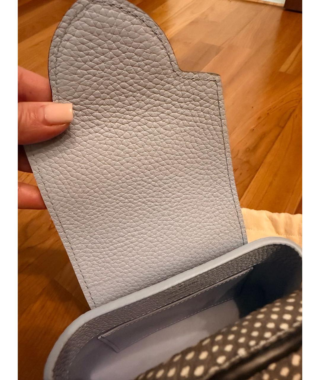 LOUIS VUITTON Голубая кожаная сумка с короткими ручками, фото 5