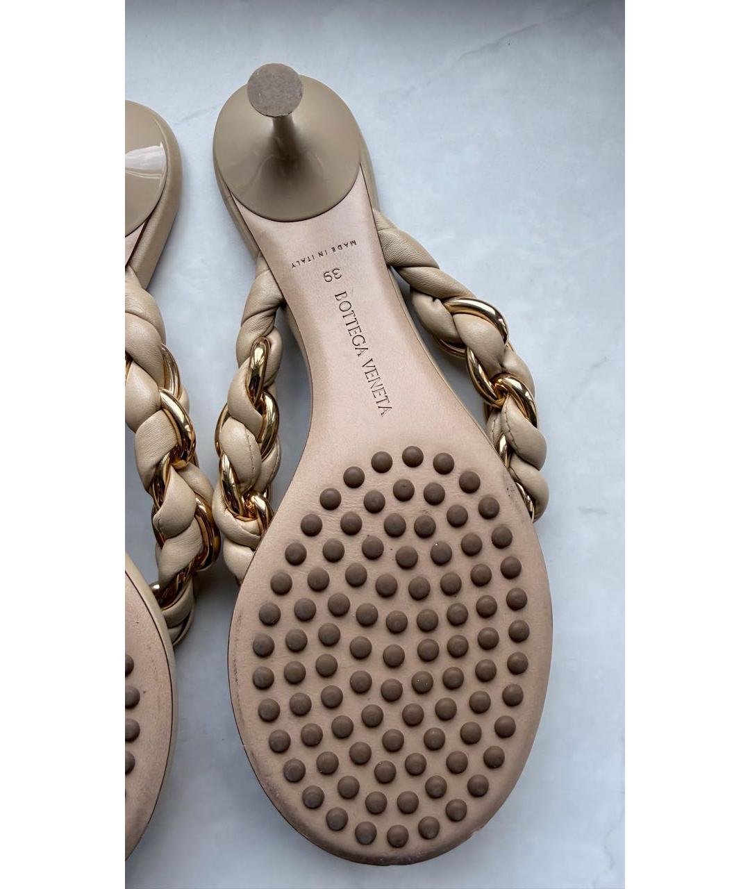 BOTTEGA VENETA Бежевые кожаные мюли, фото 8