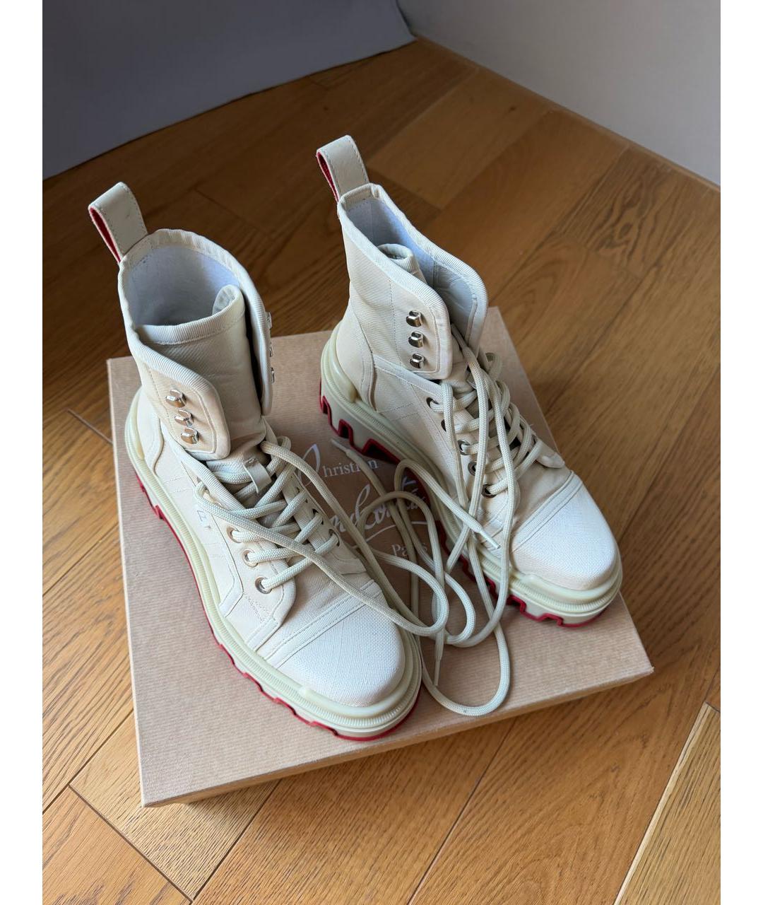 CHRISTIAN LOUBOUTIN Бежевые текстильные ботинки, фото 2