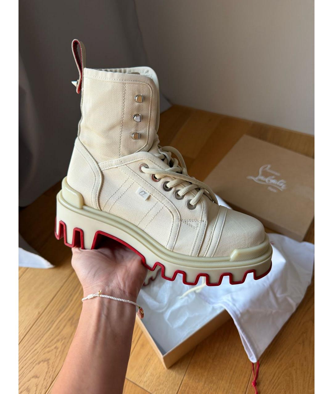 CHRISTIAN LOUBOUTIN Бежевые текстильные ботинки, фото 9