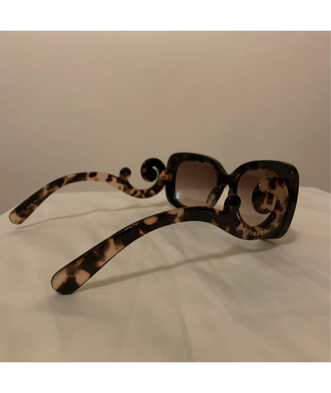 PRADA Коричневые пластиковые солнцезащитные очки, фото 3