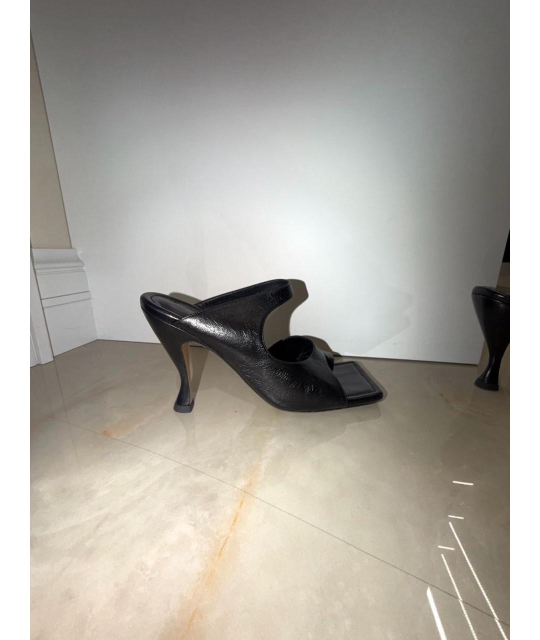 BOTTEGA VENETA Черные кожаные босоножки, фото 9
