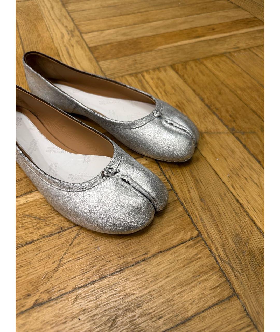 MAISON MARGIELA Серебряные кожаные балетки, фото 5