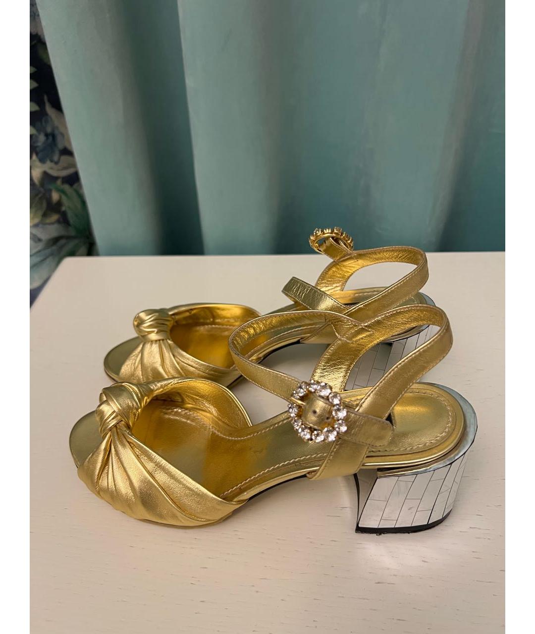 DOLCE&GABBANA Золотые кожаные босоножки, фото 3