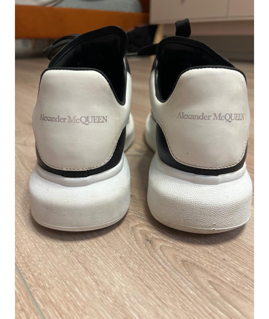 ALEXANDER MCQUEEN Черные кожаные низкие кроссовки / кеды, фото 4