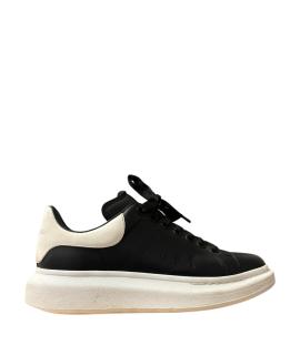 ALEXANDER MCQUEEN Низкие кроссовки / кеды