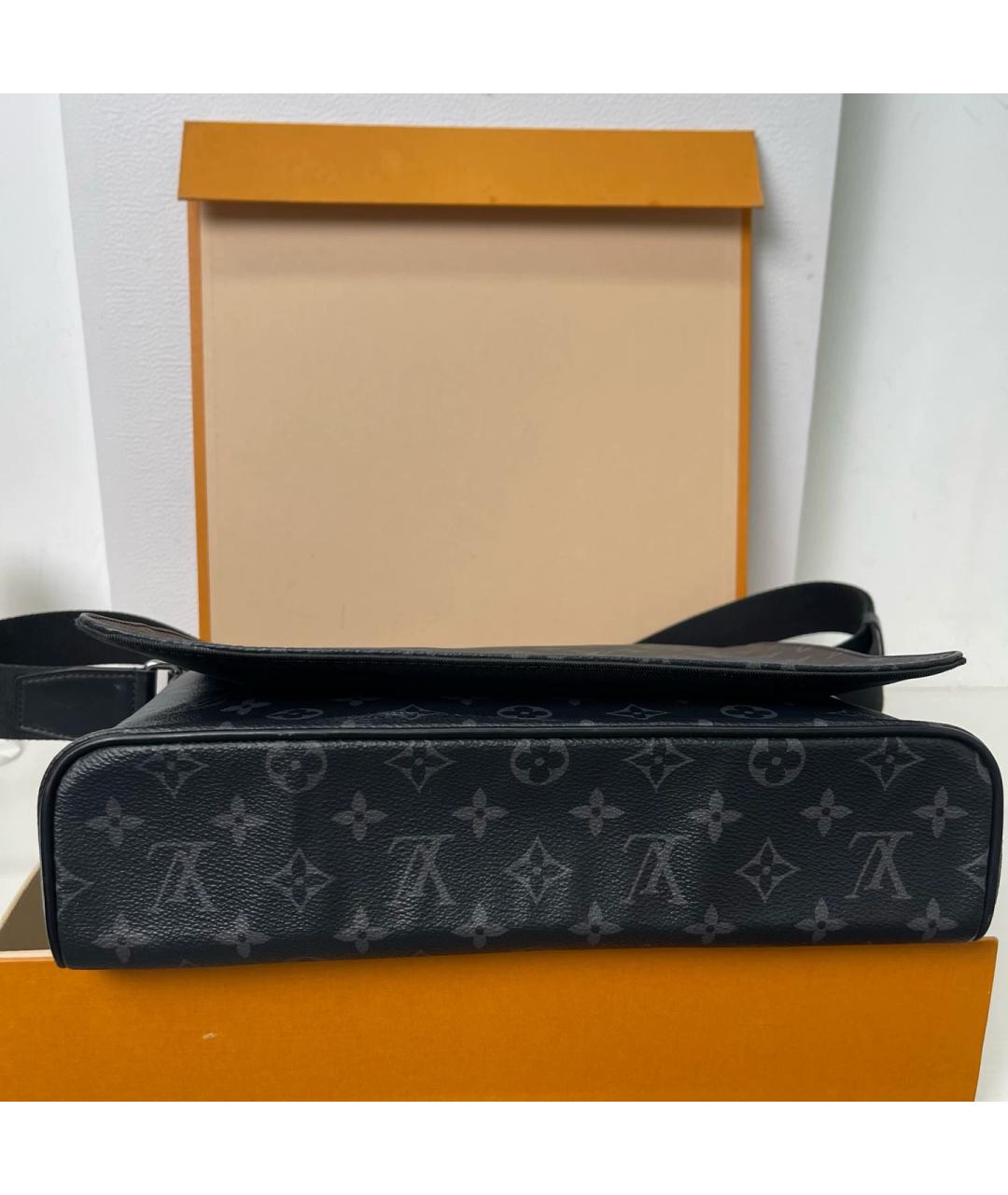 LOUIS VUITTON Черная сумка на плечо из канвы, фото 5