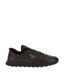 PRADA Низкие кроссовки / кеды