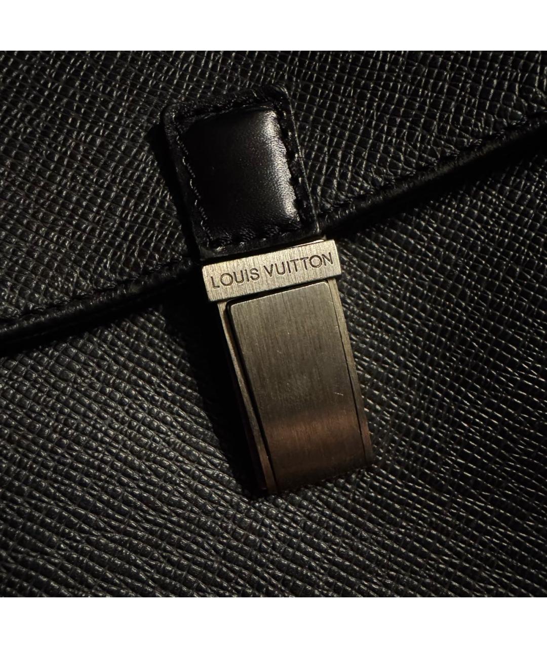 LOUIS VUITTON Черная кожаная сумка на плечо, фото 2