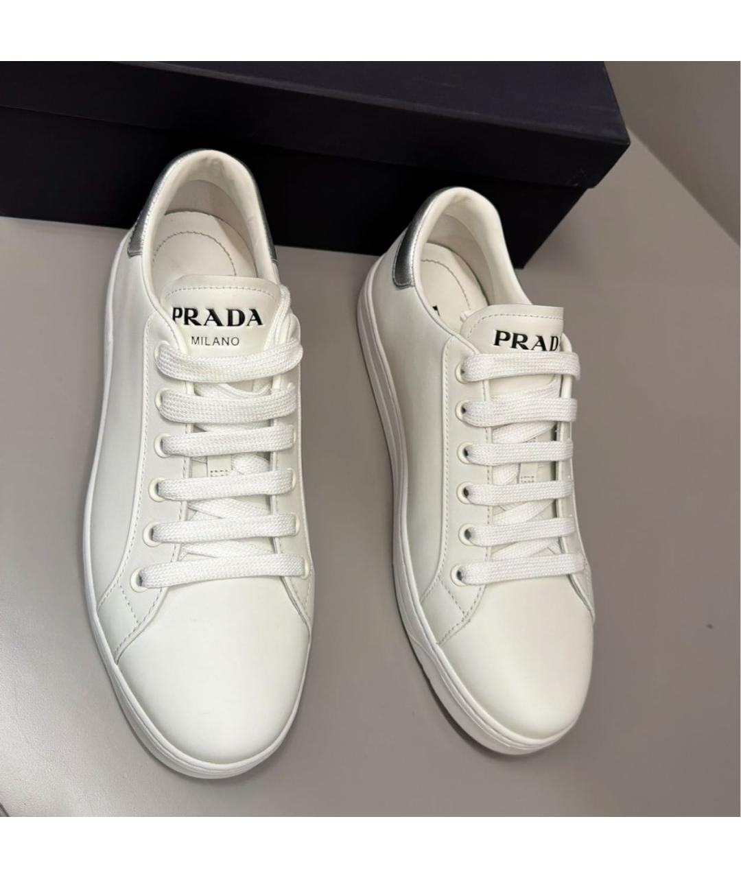 PRADA Белые кожаные кроссовки, фото 2