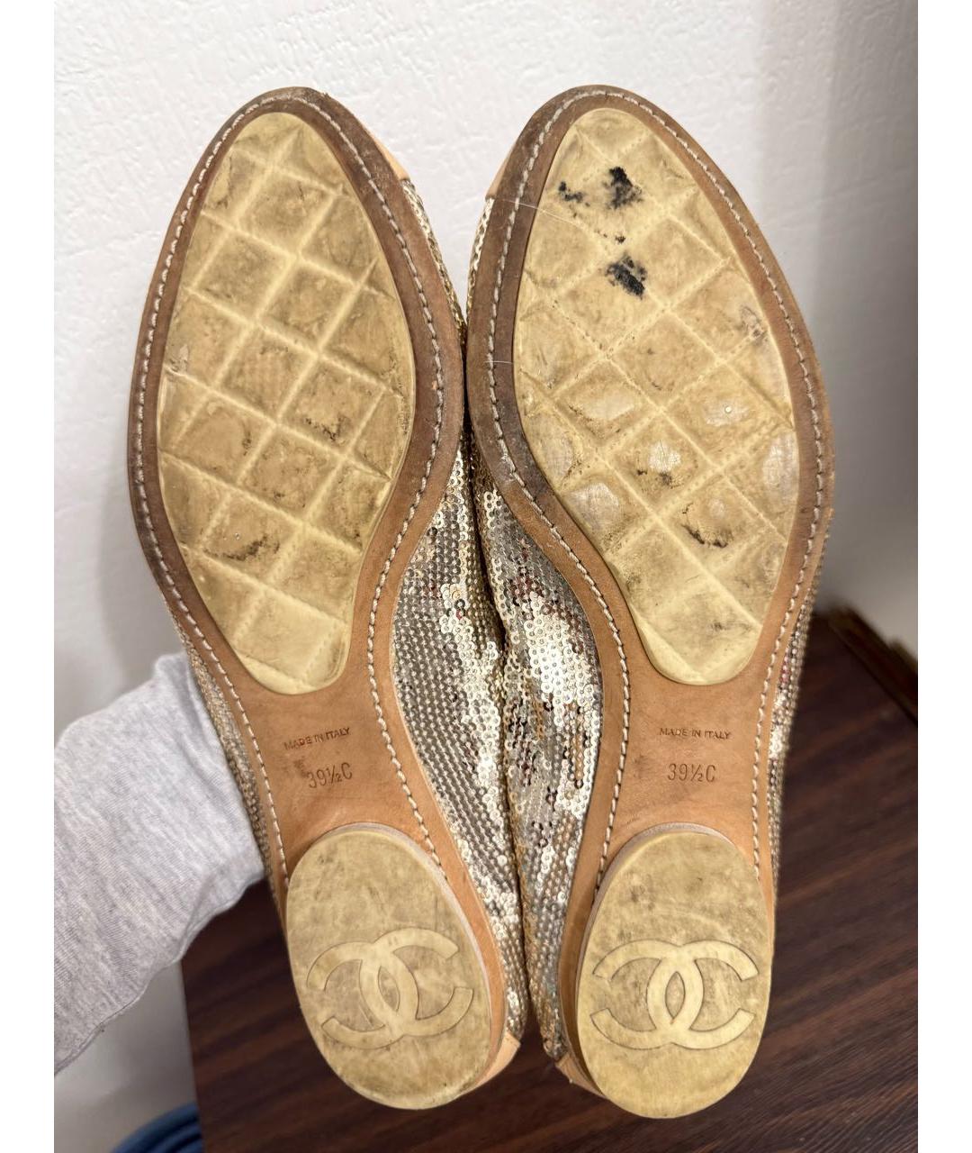 CHANEL Золотые кожаные балетки, фото 3