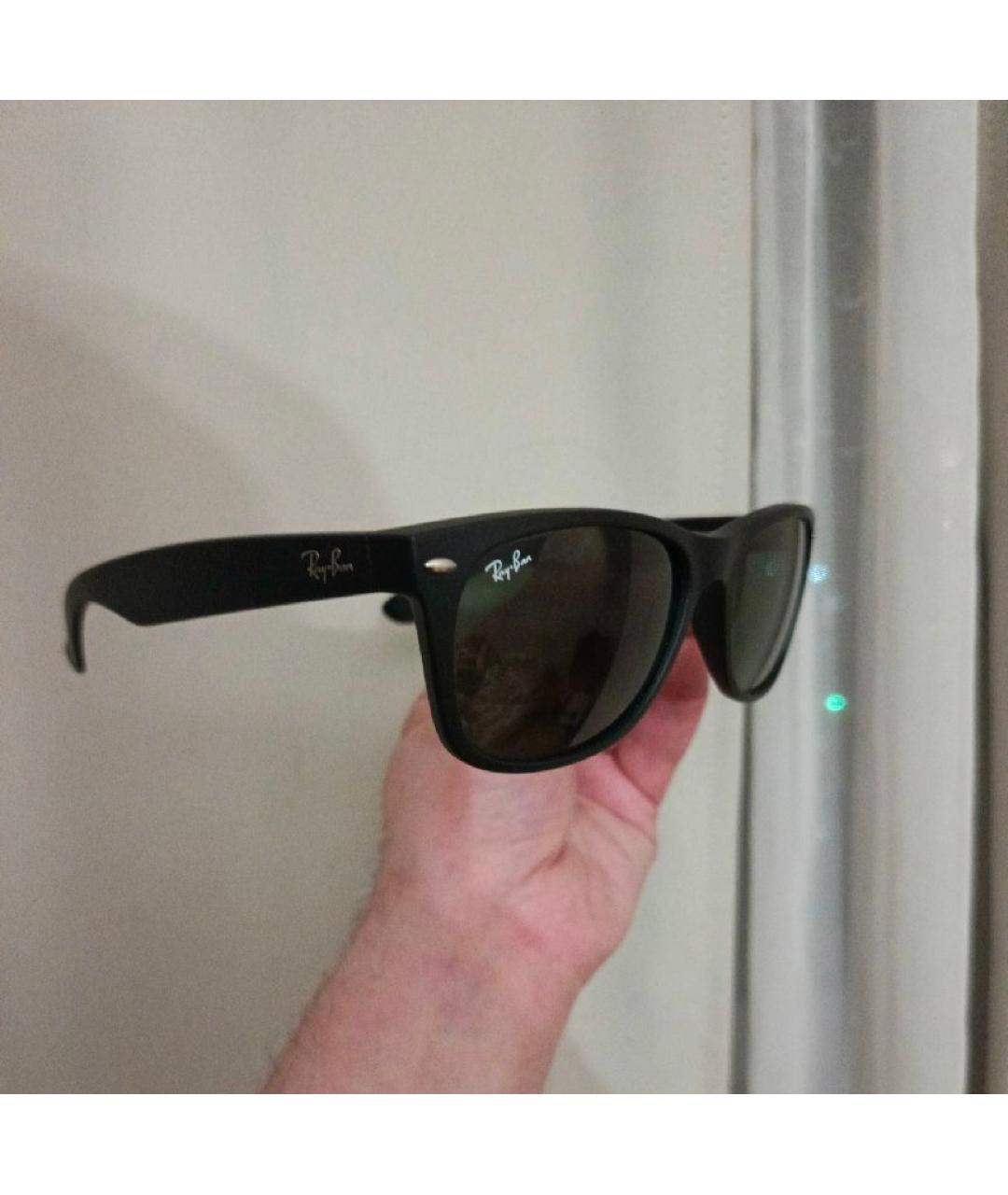 RAY BAN Черные пластиковые солнцезащитные очки, фото 2