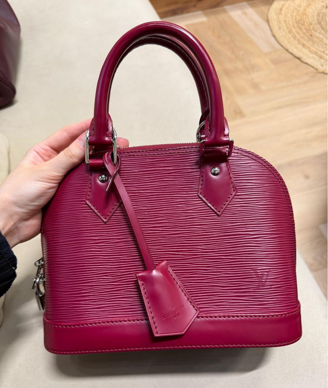 LOUIS VUITTON Бордовая кожаная сумка через плечо, фото 2