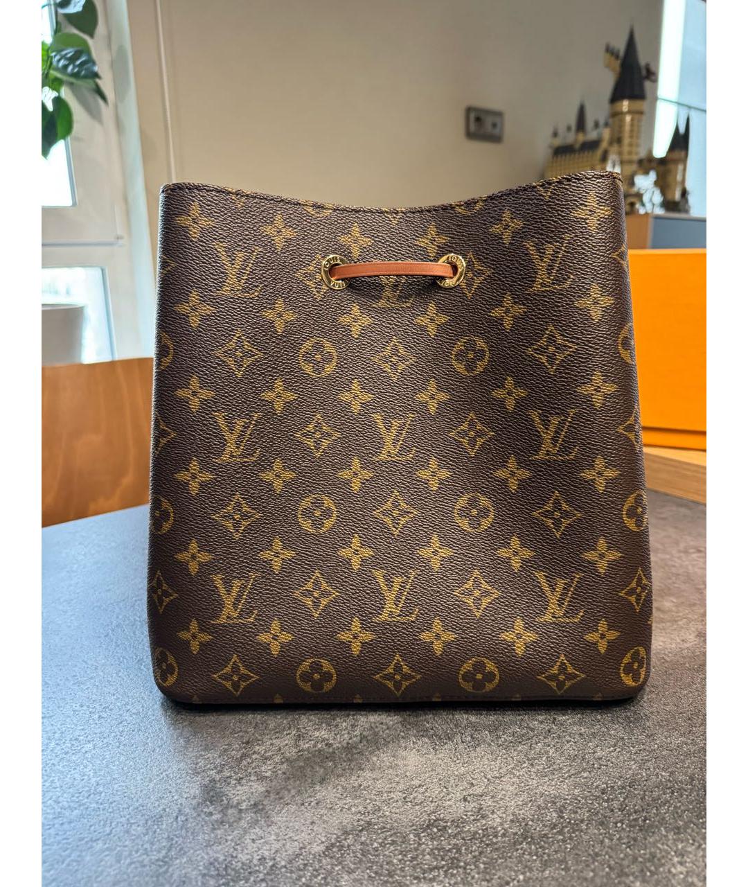 LOUIS VUITTON Коричневая кожаная сумка через плечо, фото 3