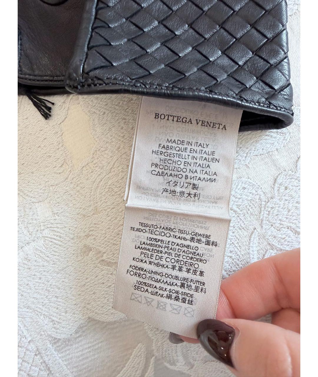 BOTTEGA VENETA Черные кожаные перчатки, фото 4