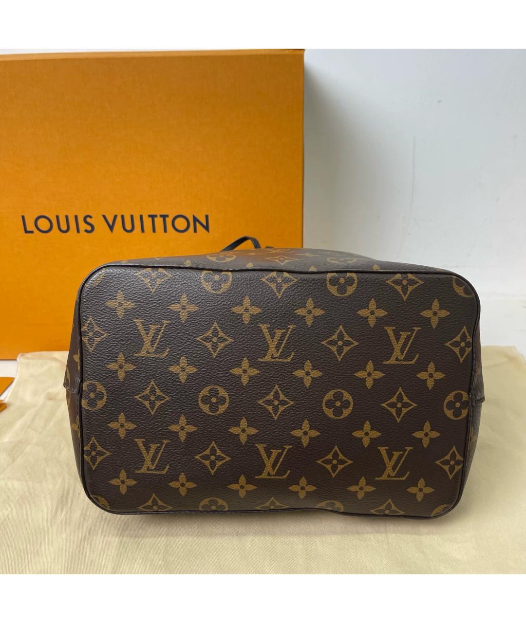 LOUIS VUITTON Черная кожаная сумка через плечо, фото 6