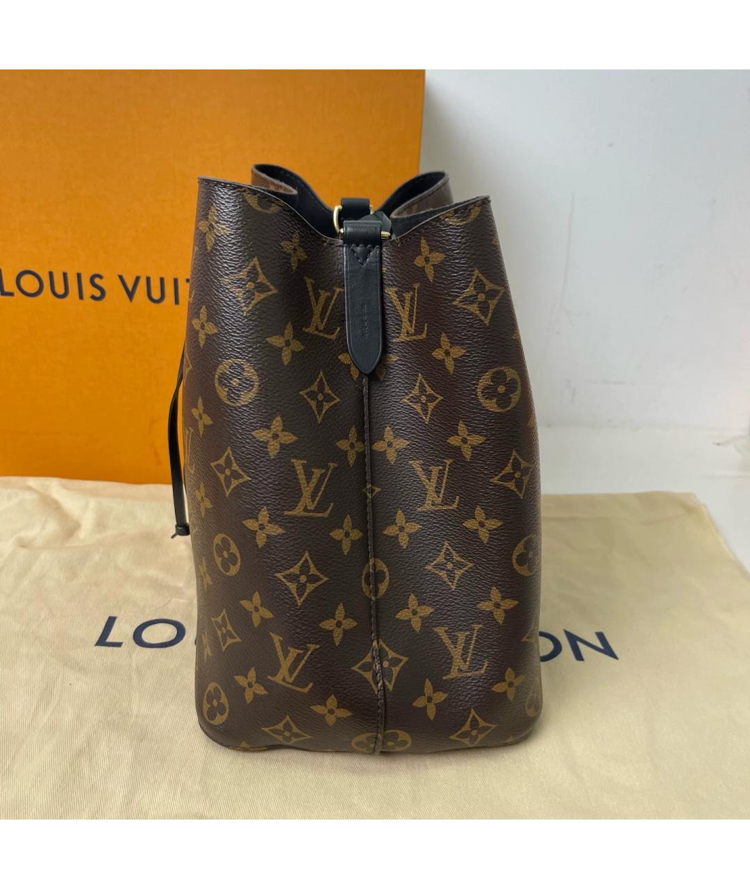 LOUIS VUITTON Черная кожаная сумка через плечо, фото 8