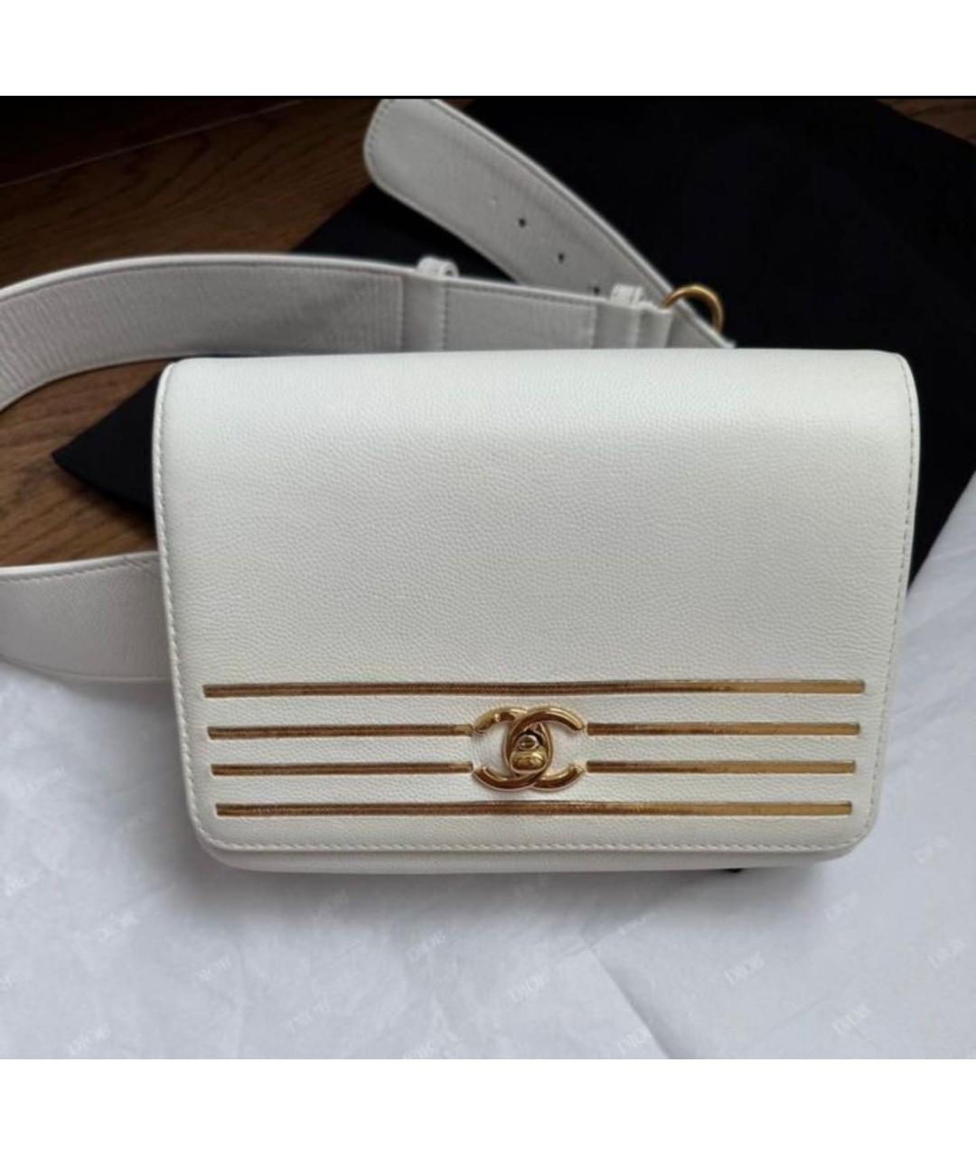 CHANEL Белая кожаная поясная сумка, фото 2