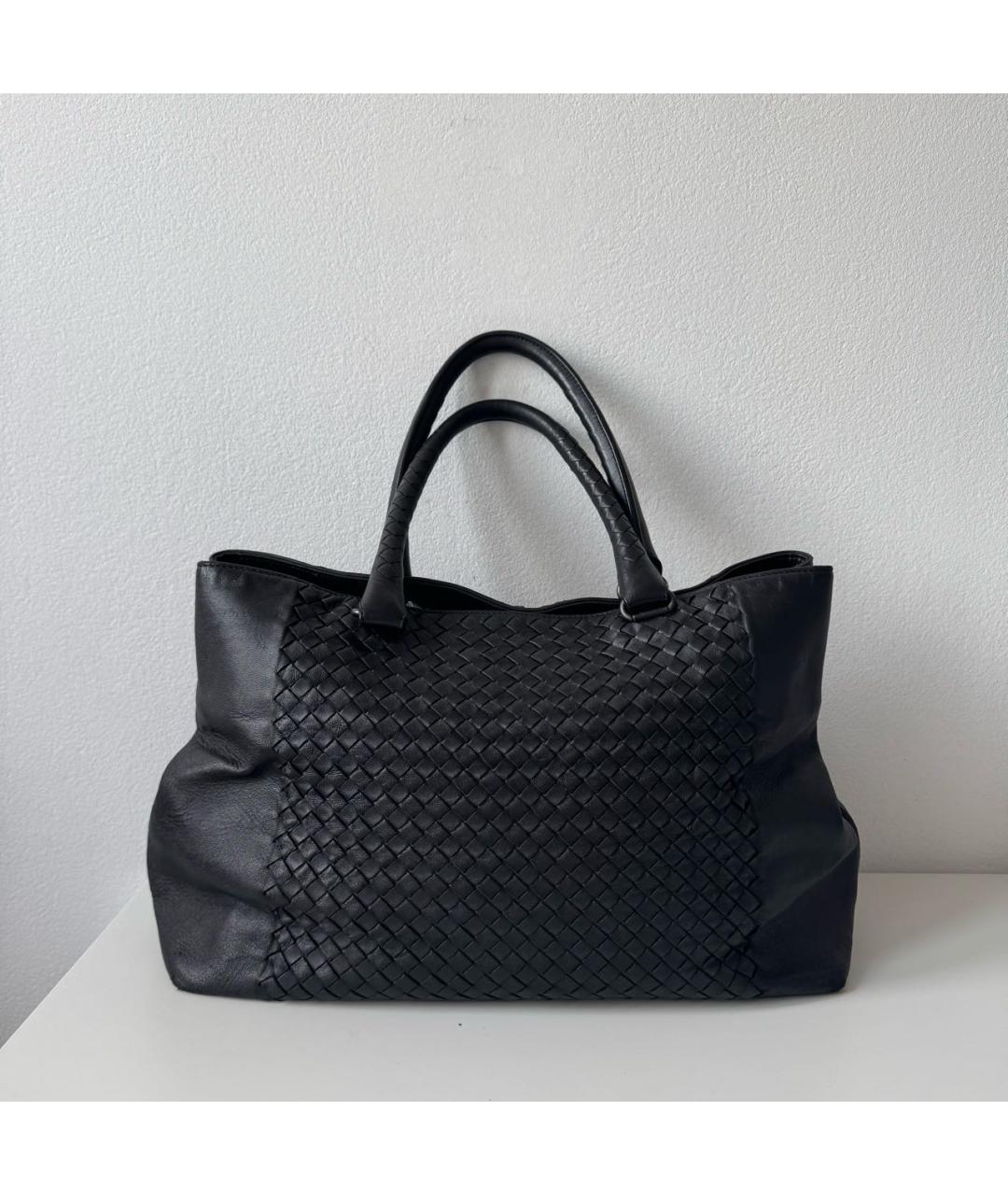 BOTTEGA VENETA Черная кожаная сумка тоут, фото 5