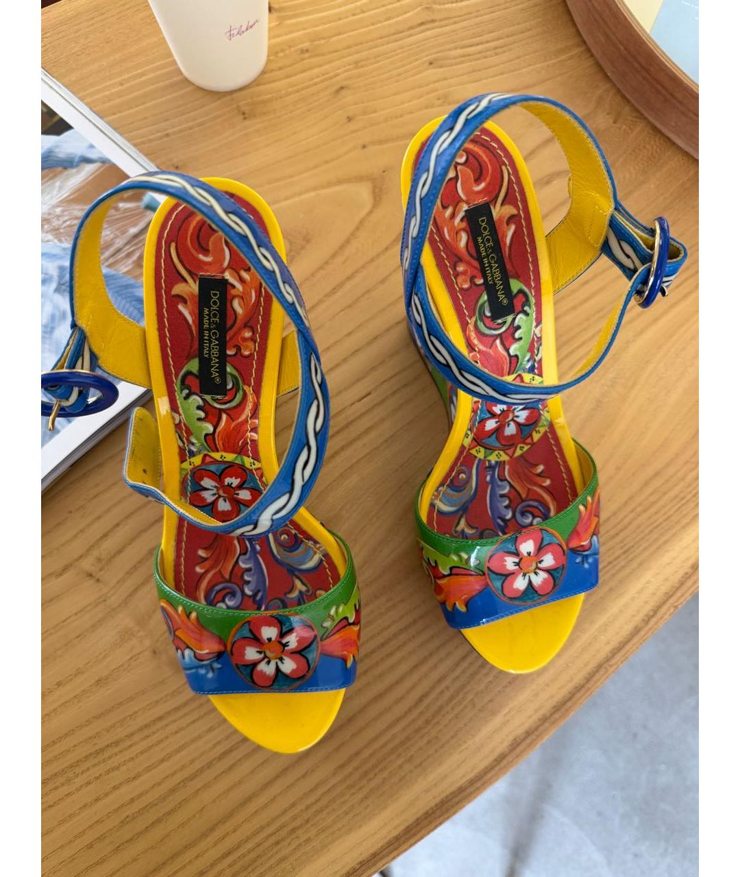 DOLCE&GABBANA Мульти босоножки из лакированной кожи, фото 8