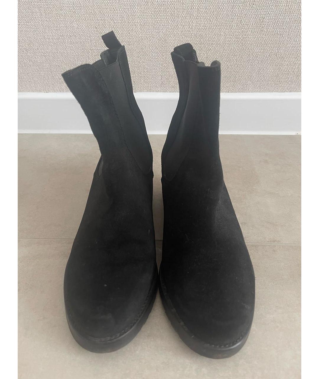 STUART WEITZMAN Черные замшевые ботинки, фото 2