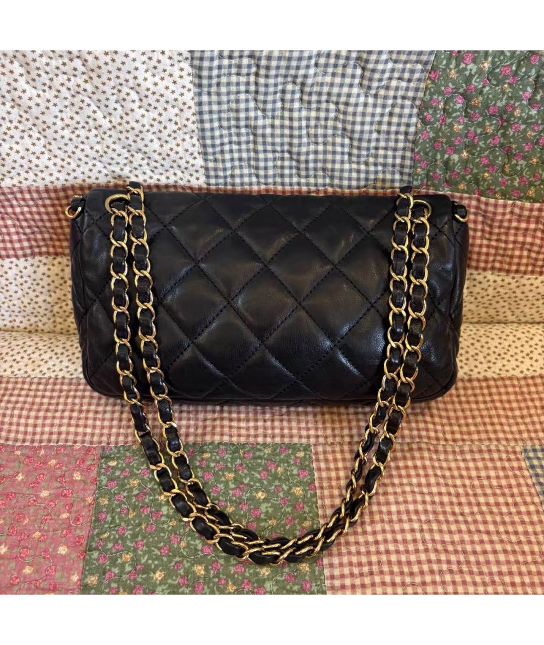 CHANEL Черная кожаная сумка через плечо, фото 2