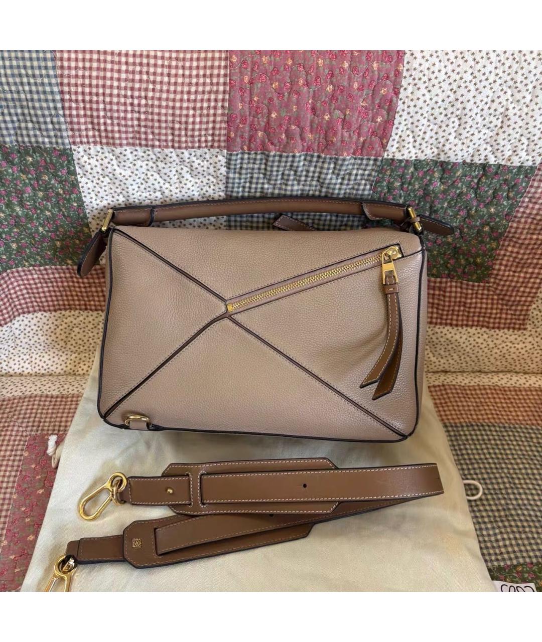 LOEWE Бежевая кожаная сумка через плечо, фото 2