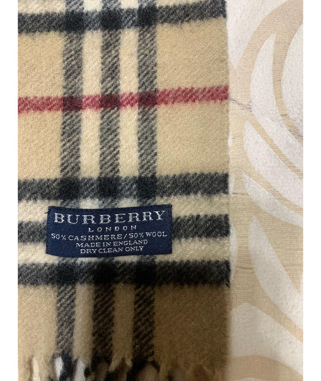BURBERRY Бежевый шарф, фото 2