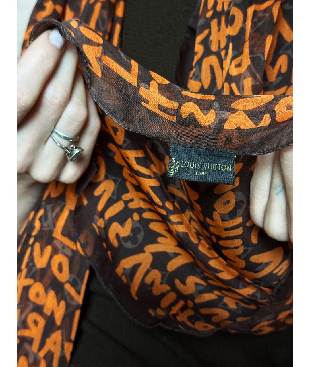 LOUIS VUITTON Коричневый шелковый платок, фото 7