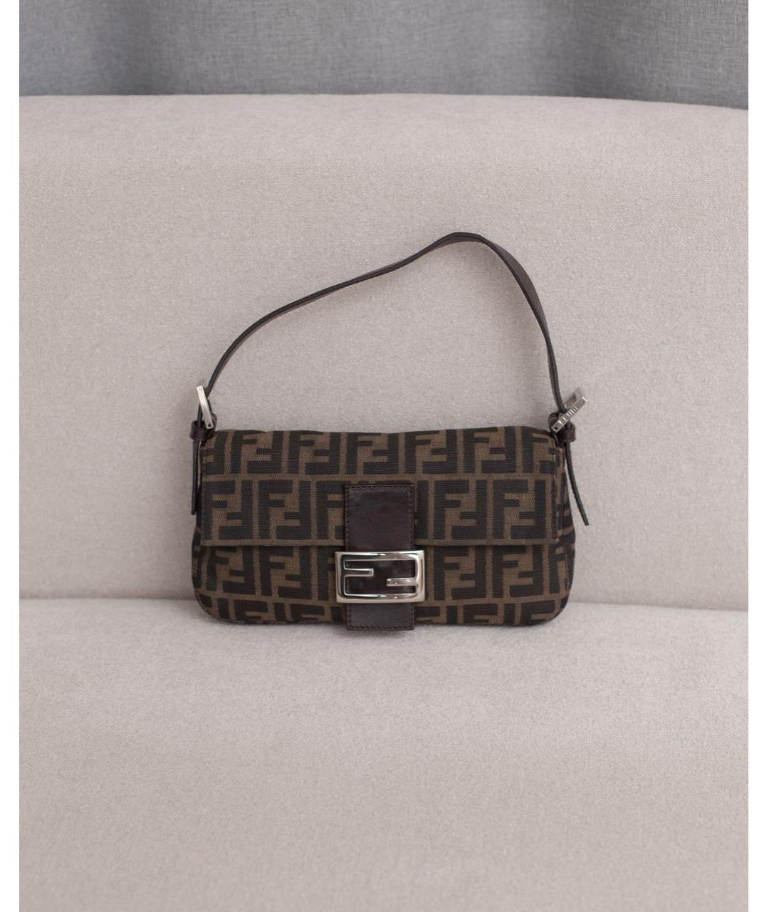 FENDI Коричневая сумка с короткими ручками из канвы, фото 9