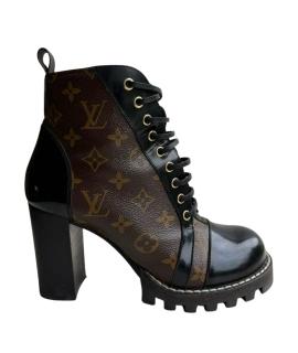 LOUIS VUITTON Ботильоны