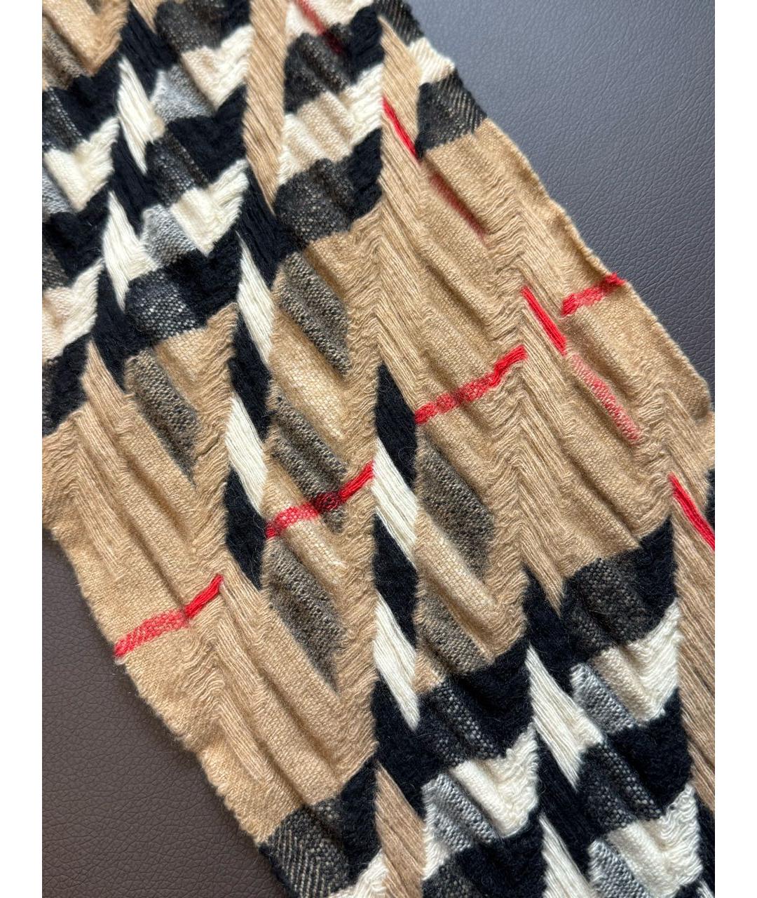 BURBERRY Бежевый кашемировый шарф, фото 3