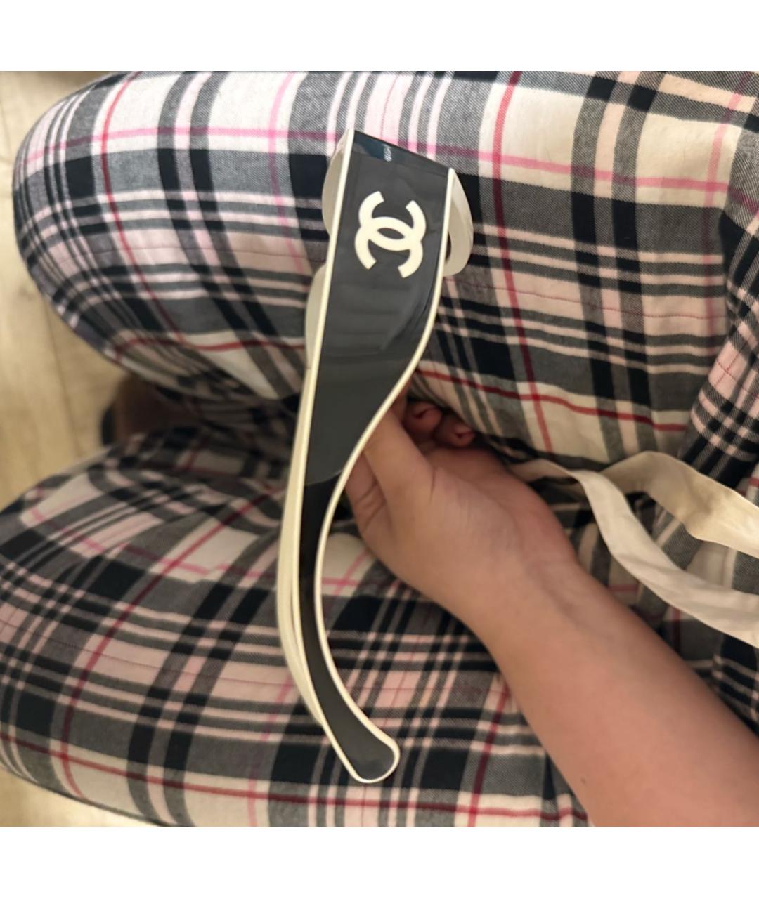 CHANEL Черные пластиковые солнцезащитные очки, фото 3