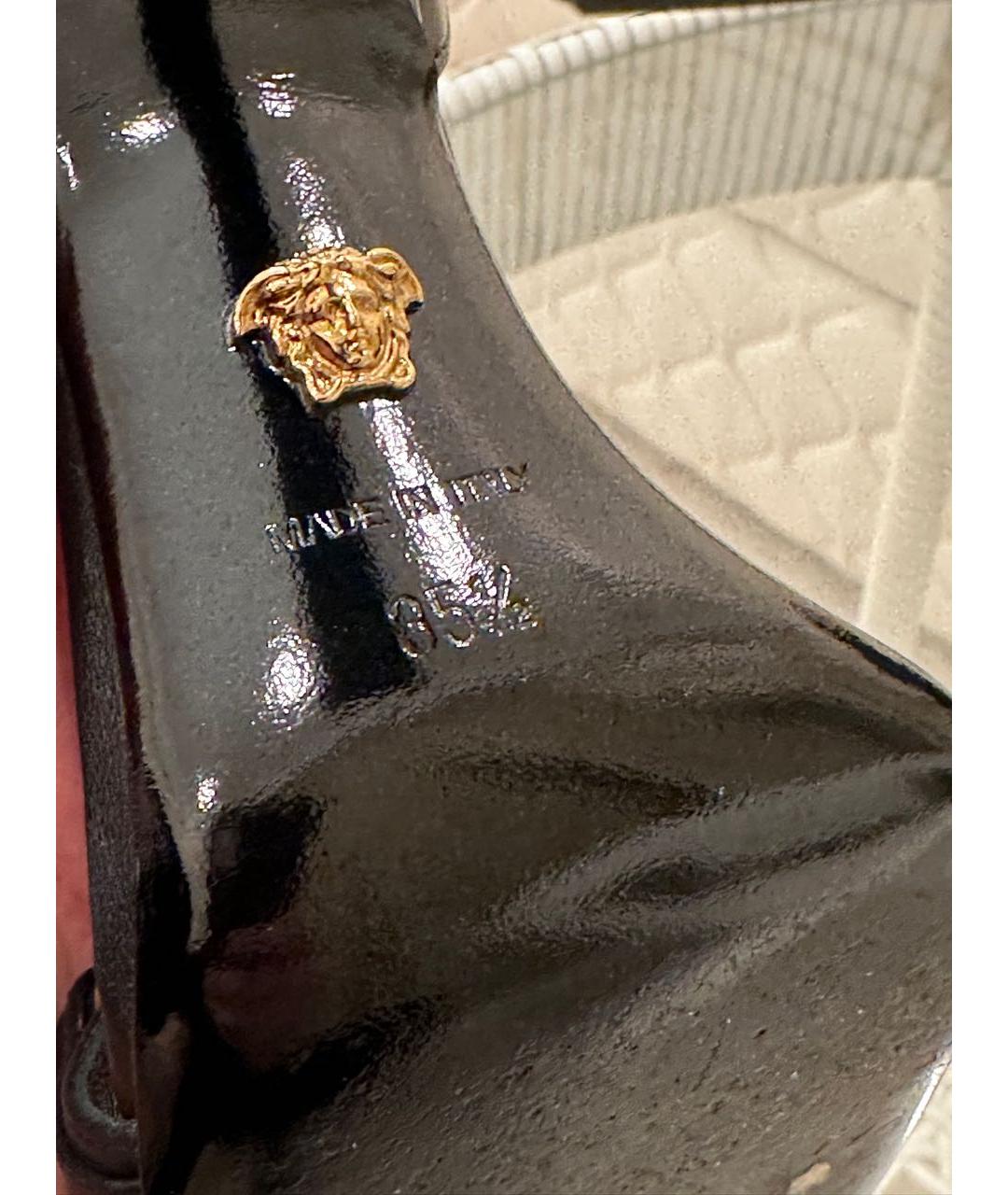VERSACE Черные кожаные босоножки, фото 5