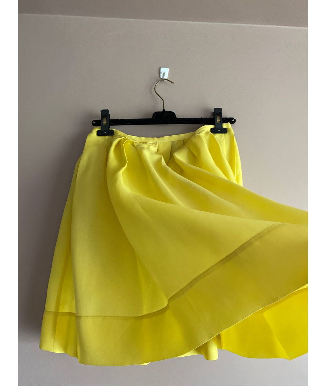 EMILIO PUCCI Желтая шелковая юбка мини, фото 4