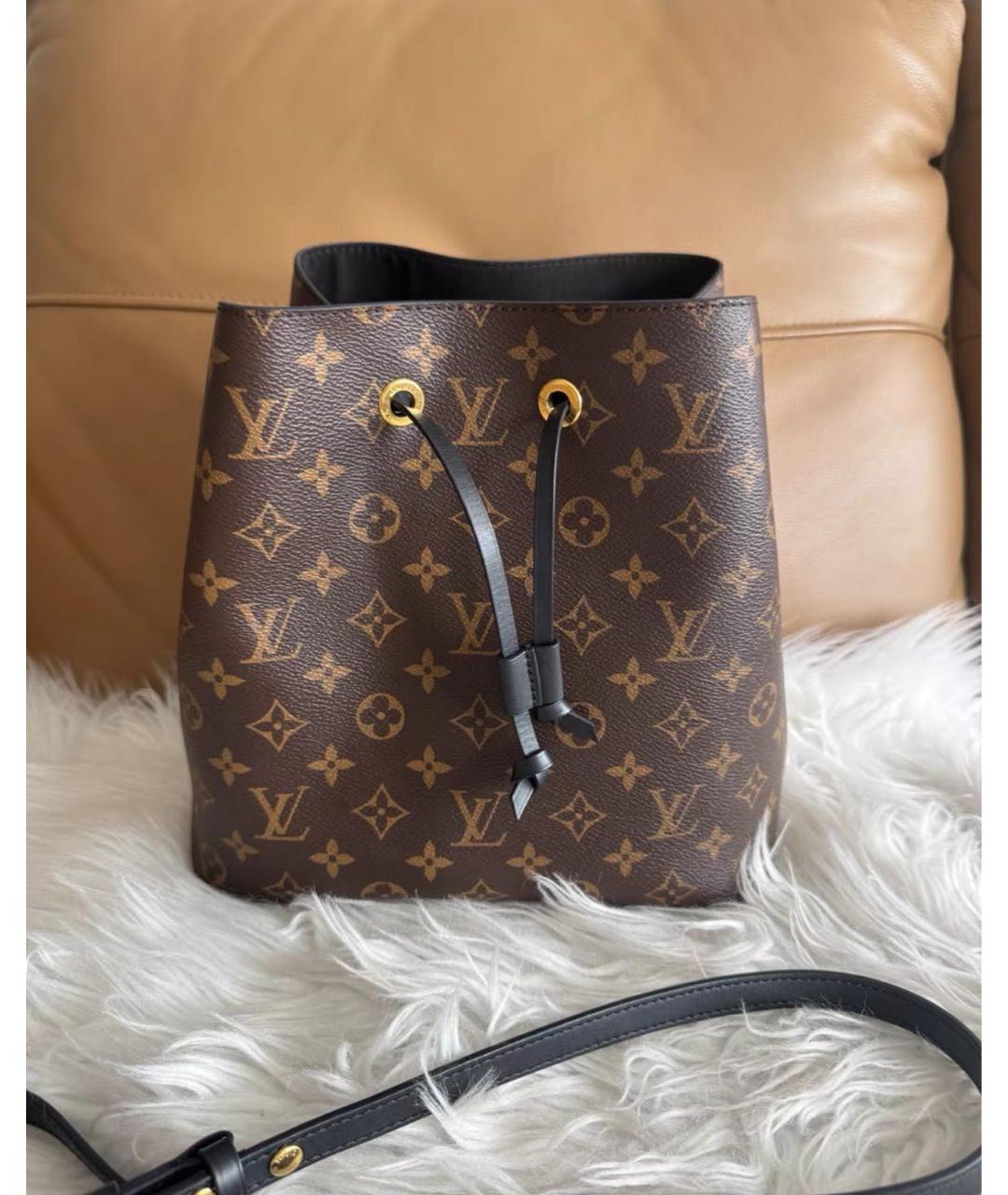 LOUIS VUITTON Коричневая сумка через плечо из канвы, фото 2