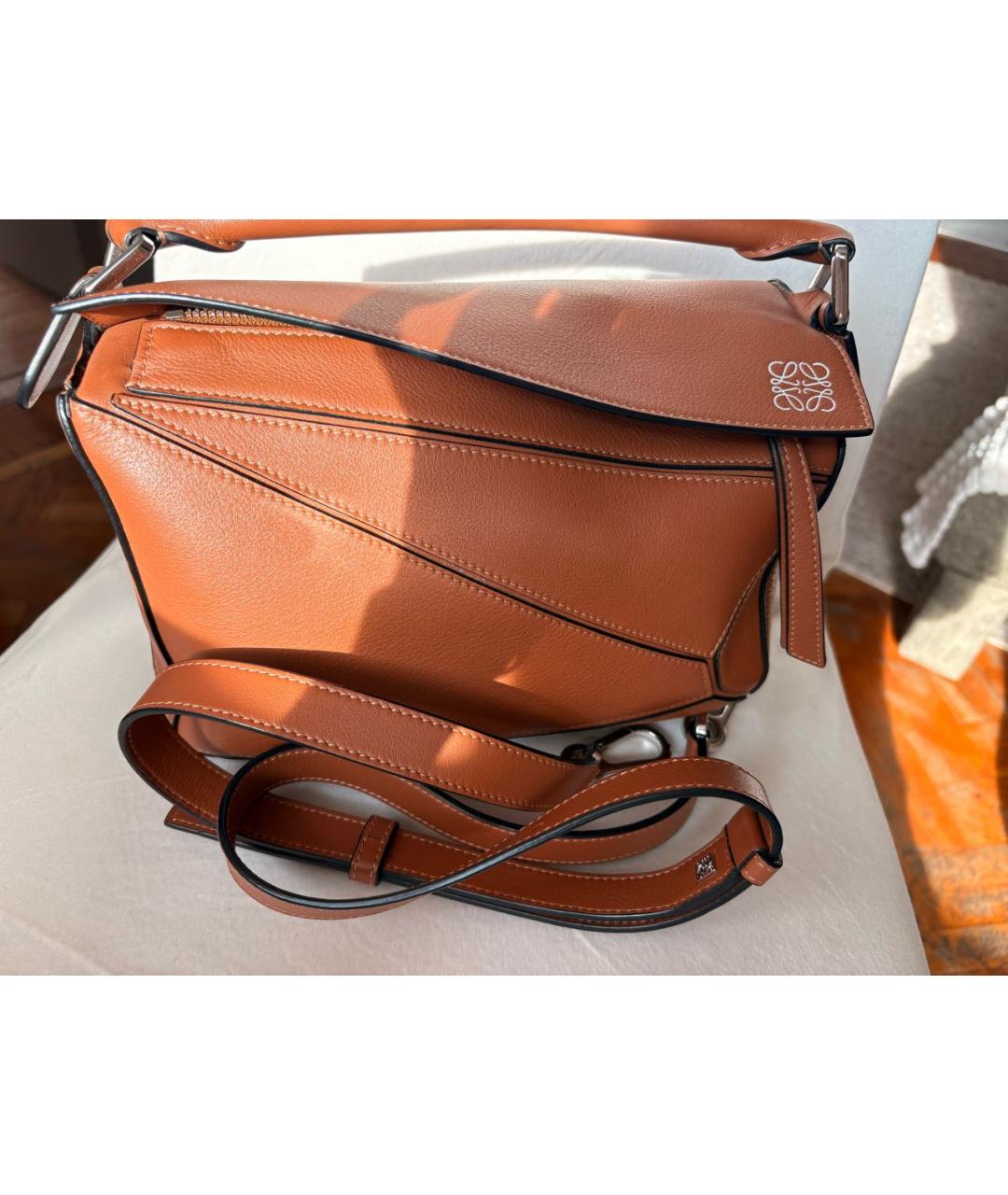 LOEWE Коричневая кожаная сумка через плечо, фото 2