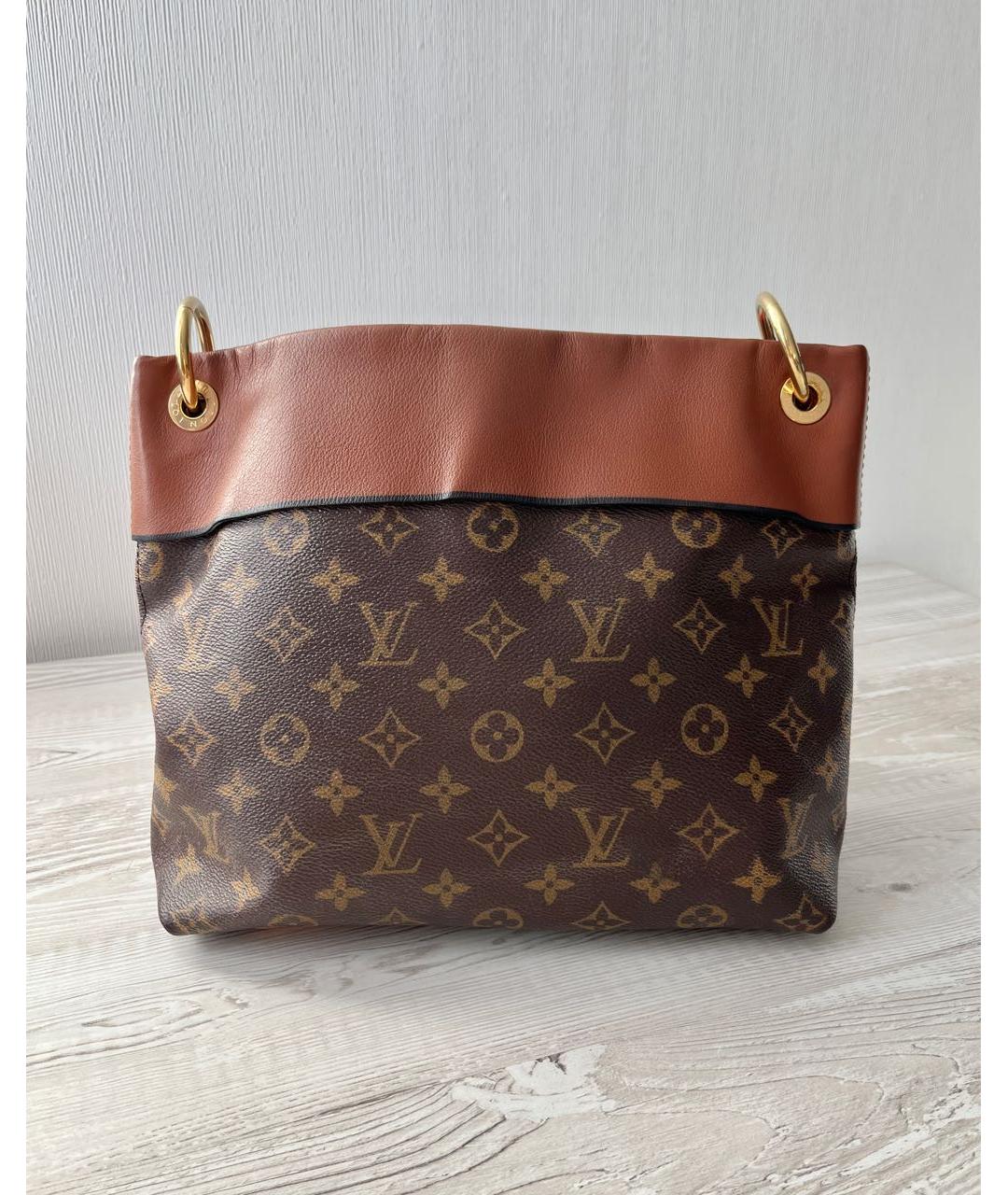 LOUIS VUITTON Коричневая сумка с короткими ручками из канвы, фото 3