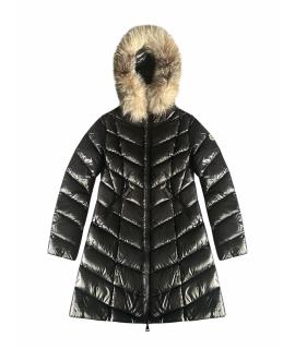 MONCLER Пуховик