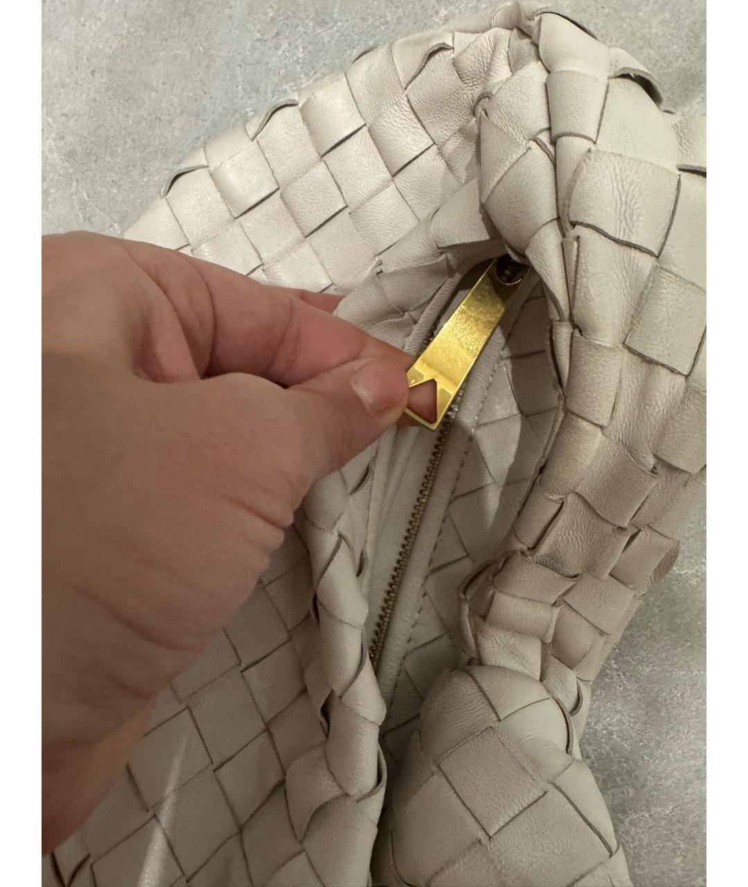 BOTTEGA VENETA Белая кожаная сумка с короткими ручками, фото 6