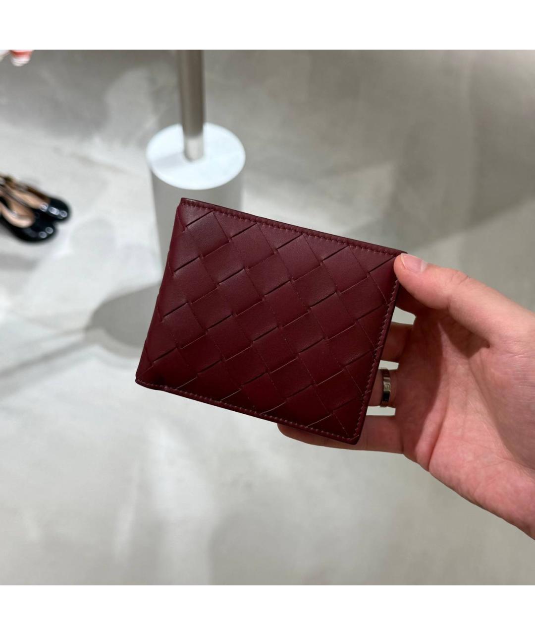 BOTTEGA VENETA Бордовый кожаный кошелек, фото 4
