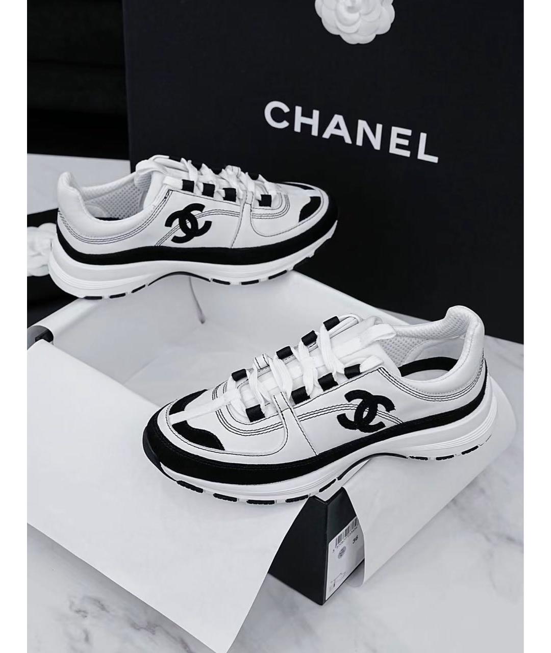 CHANEL Белые кожаные кроссовки, фото 4