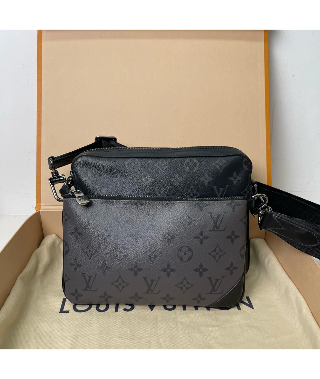 LOUIS VUITTON Черная сумка через плечо из канвы, фото 2