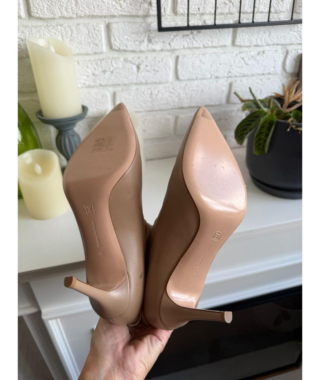 GIANVITO ROSSI Бежевые кожаные полусапоги, фото 4