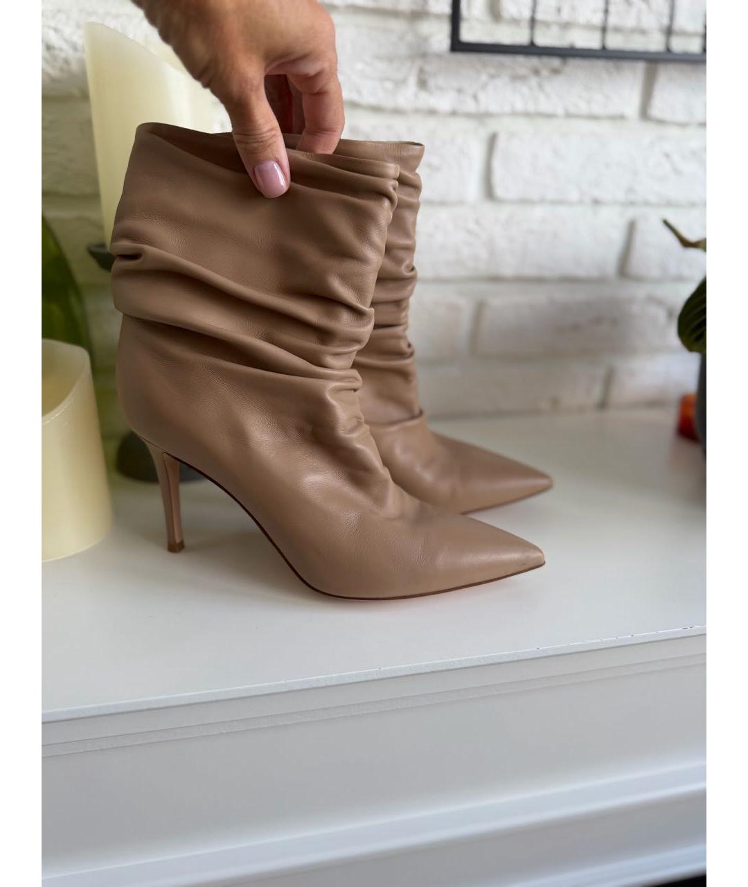 GIANVITO ROSSI Бежевые кожаные полусапоги, фото 6