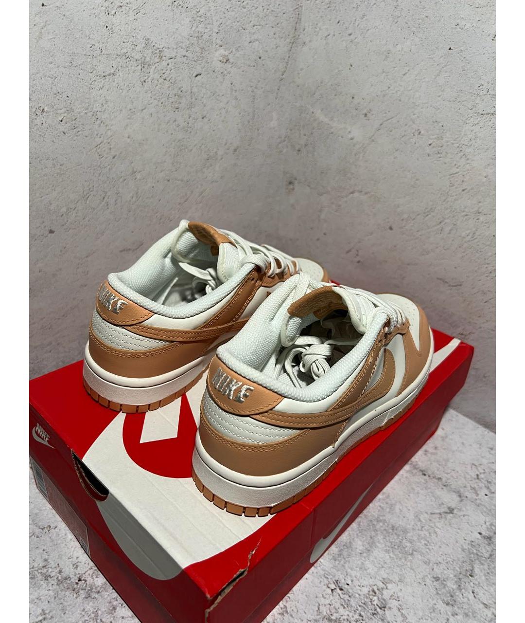 NIKE Бежевые кроссовки из искусственной кожи, фото 3