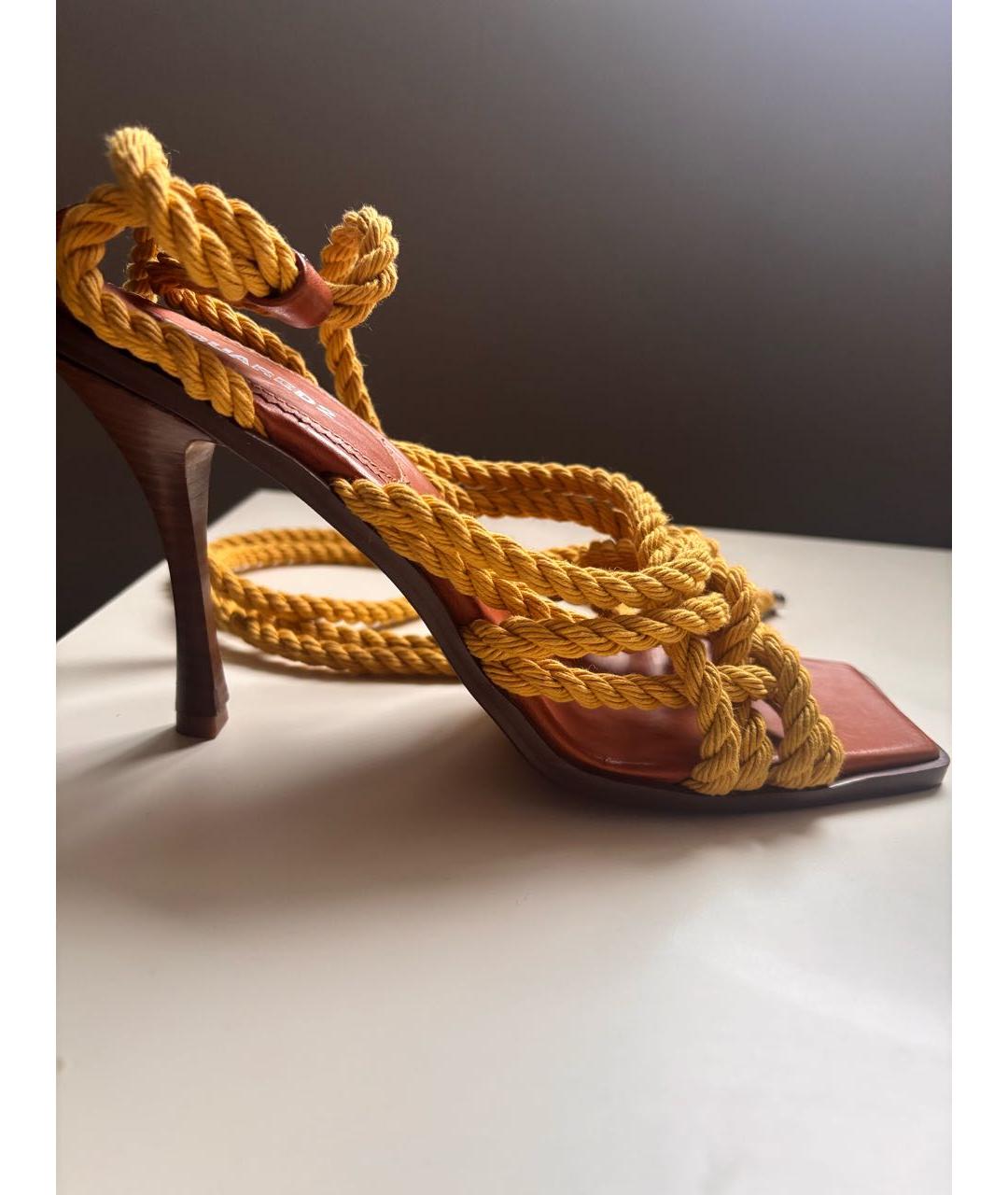DSQUARED2 Желтые босоножки, фото 6