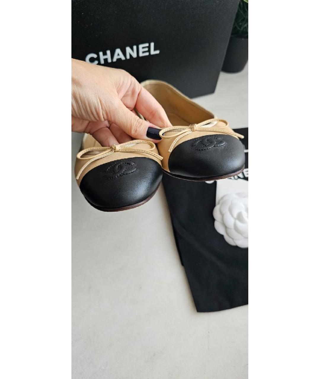 CHANEL Бежевые кожаные балетки, фото 5