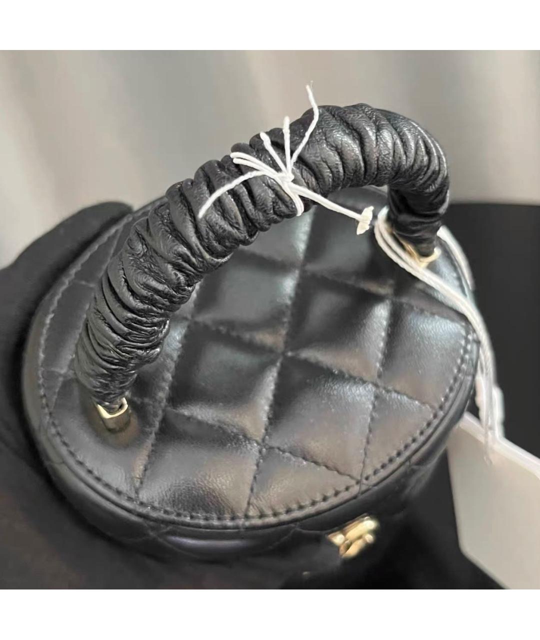 CHANEL Черная кожаная сумка с короткими ручками, фото 5