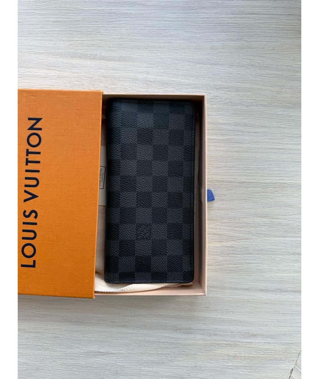 LOUIS VUITTON Черный кожаный кошелек, фото 2